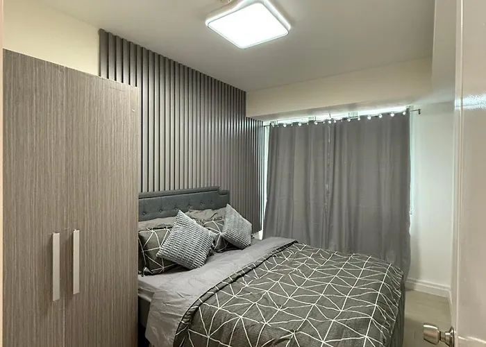 Отель Azure Beachview With Balcony Near Naia Airport