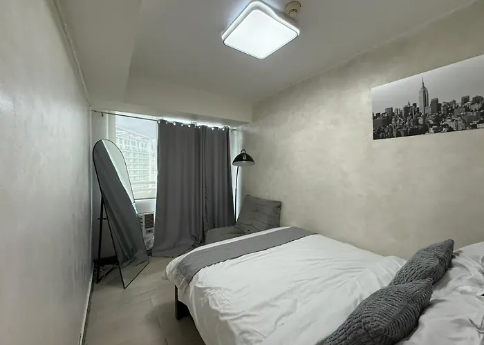 Azure Beachview With Balcony Near Naia Airport Манила
