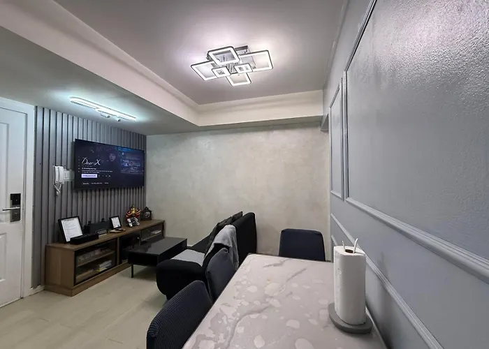 Azure Beachview With Balcony Near Naia Airport Отель 5*