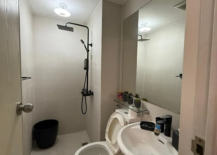 Azure Beachview With Balcony Near Naia Airport Отель 5*